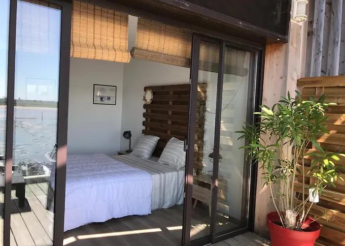 T3 Wifi Les Perles De L Aiguillon Vue Bassin 1ere Ligne 4 A 6 Personnes